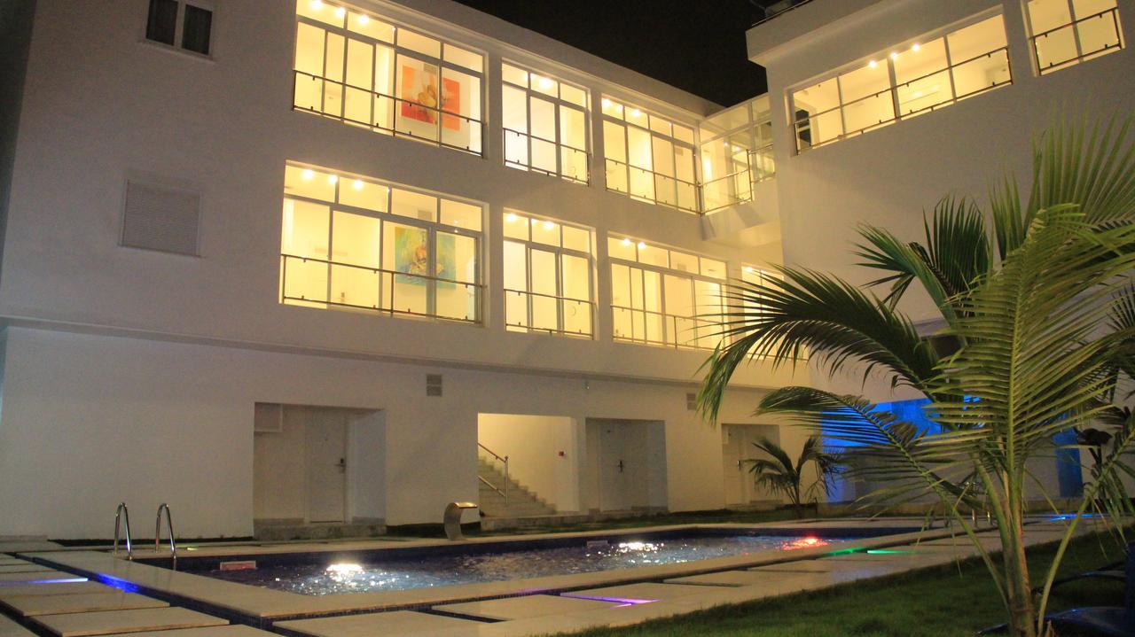 Hotel Ahoefa King Salomon Garden Ломе Екстериор снимка