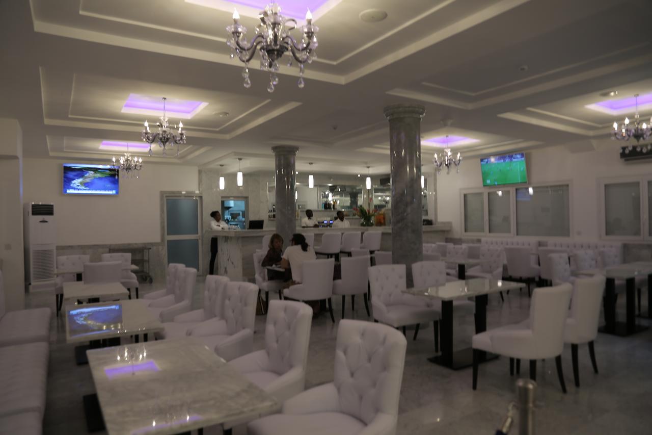 Hotel Ahoefa King Salomon Garden Ломе Екстериор снимка