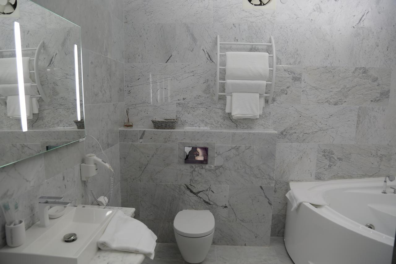 Hotel Ahoefa King Salomon Garden Ломе Екстериор снимка