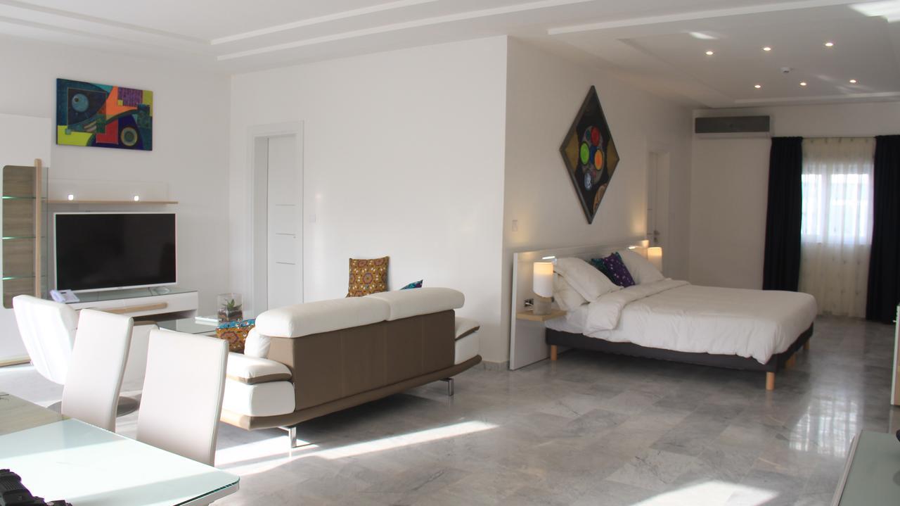Hotel Ahoefa King Salomon Garden Ломе Екстериор снимка
