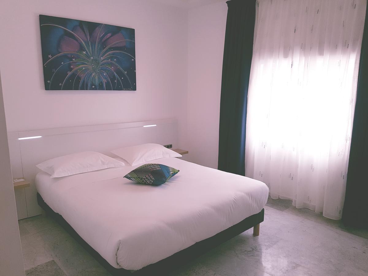 Hotel Ahoefa King Salomon Garden Ломе Екстериор снимка