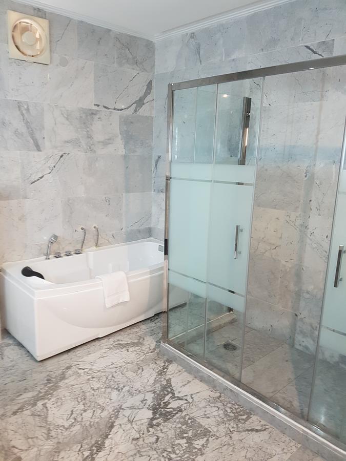 Hotel Ahoefa King Salomon Garden Ломе Екстериор снимка