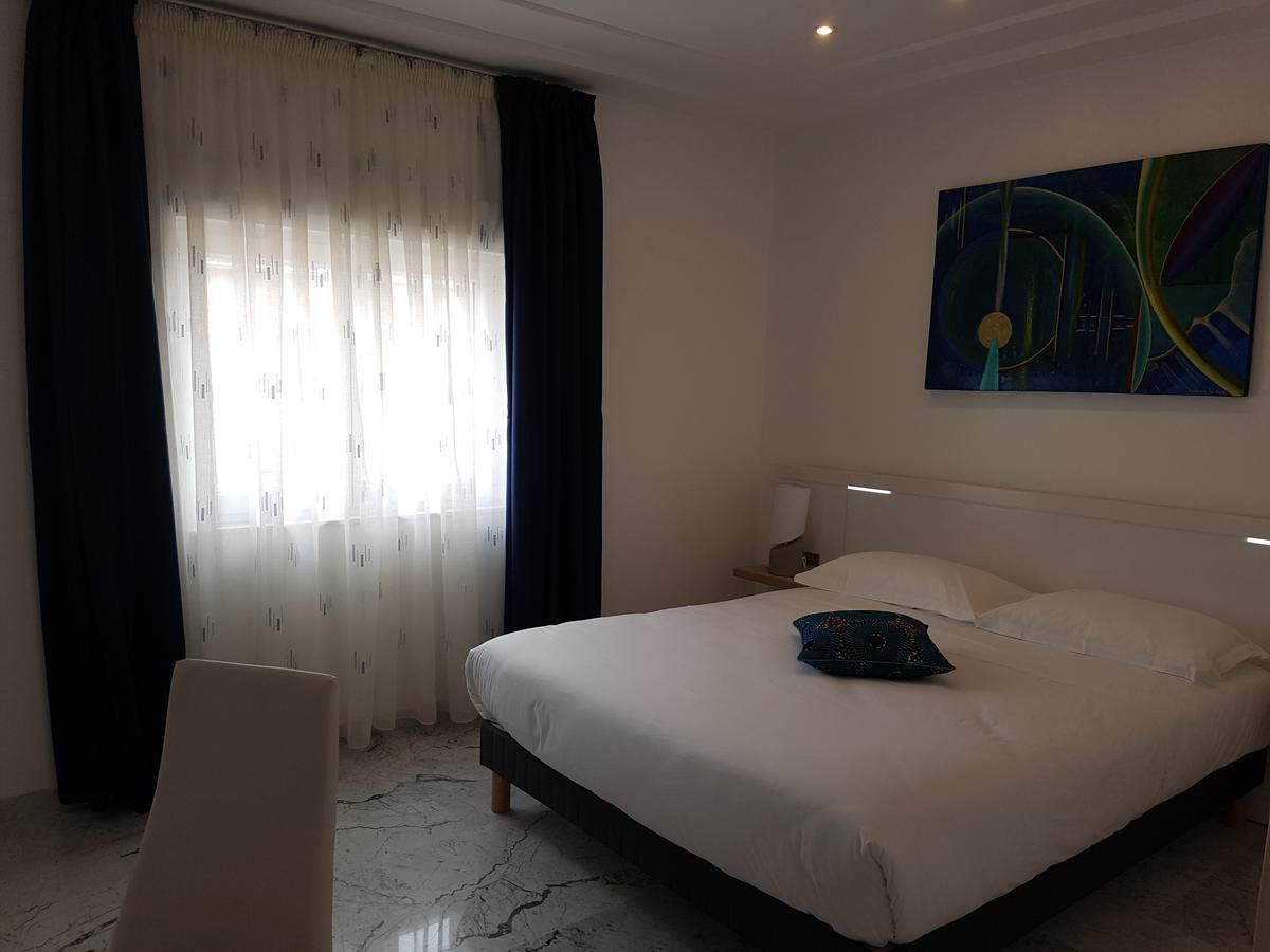 Hotel Ahoefa King Salomon Garden Ломе Екстериор снимка